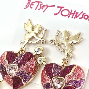 Betsey Johnson ‘XOXO’ Cupid and Heart Earrings NWT!